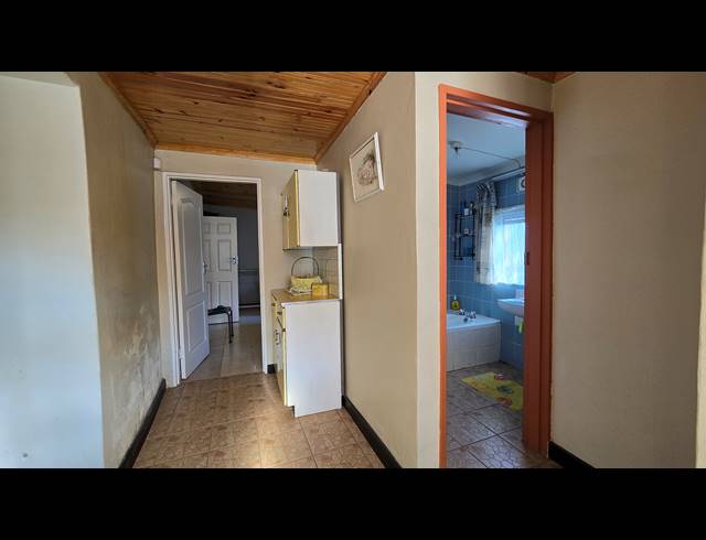 2 BEDROOM HOUSE FOR SALE IN GENADENDAL